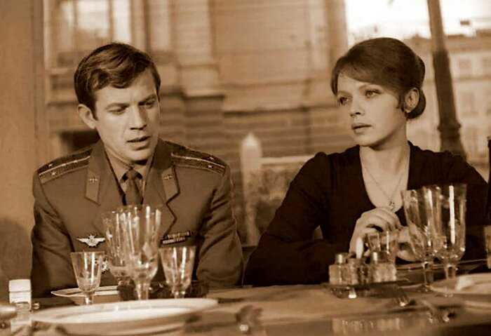Как жил и уходил замечательный советский актёр Геннадий Корольков, как выглядят его жена, сын и внучка, тоже актёры