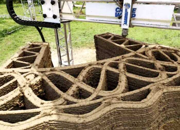 Напечатанный на 3D-принтере дом из глины в Италии