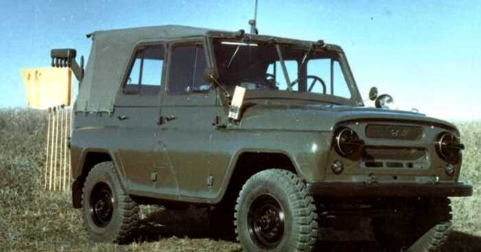 Тайна века: зачем советские конструкторы 50 лет назад изобрели УАЗ с двумя рулями?