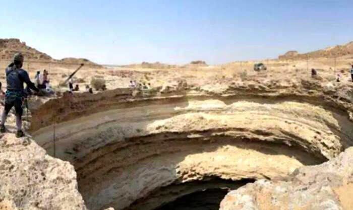Ученые спустились вниз и показали изнутри «Колодец ада», который пользуется дурной славой у бедуинов йеменской пустыни