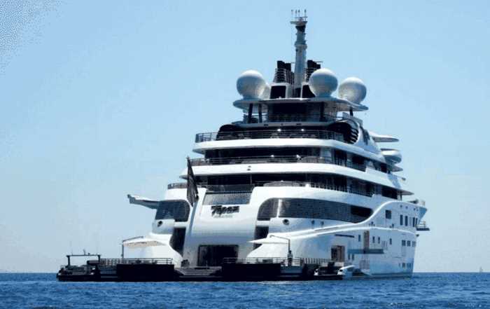 Вертолетные площадки, якоря, покрытые золотом: Топ-10 самых роскошных яхт в мире