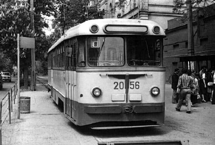 Как делали маникюр в 1933 году и другие уникальные архивные фотографии