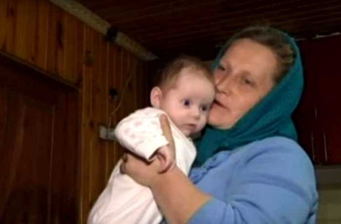 Мама-рекордсменка: 45-летняя украинка родила 19 детей, как живет такая большая семья