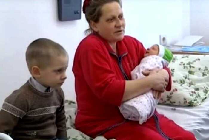 Мама-рекордсменка: 45-летняя украинка родила 19 детей, как живет такая большая семья